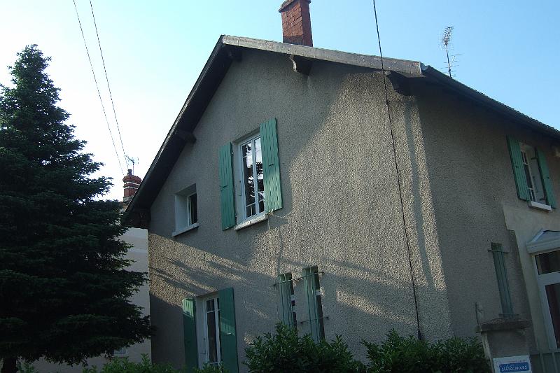 2011-05- (1263).JPG - Unser Chambre d'hôtes - fast mitten in der Stadt, mit kleinem Gartenhäuschen für die Gäste